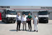 Renault-Trucks_Özçiçek-İnşaat_Teslimat_Görsel-1